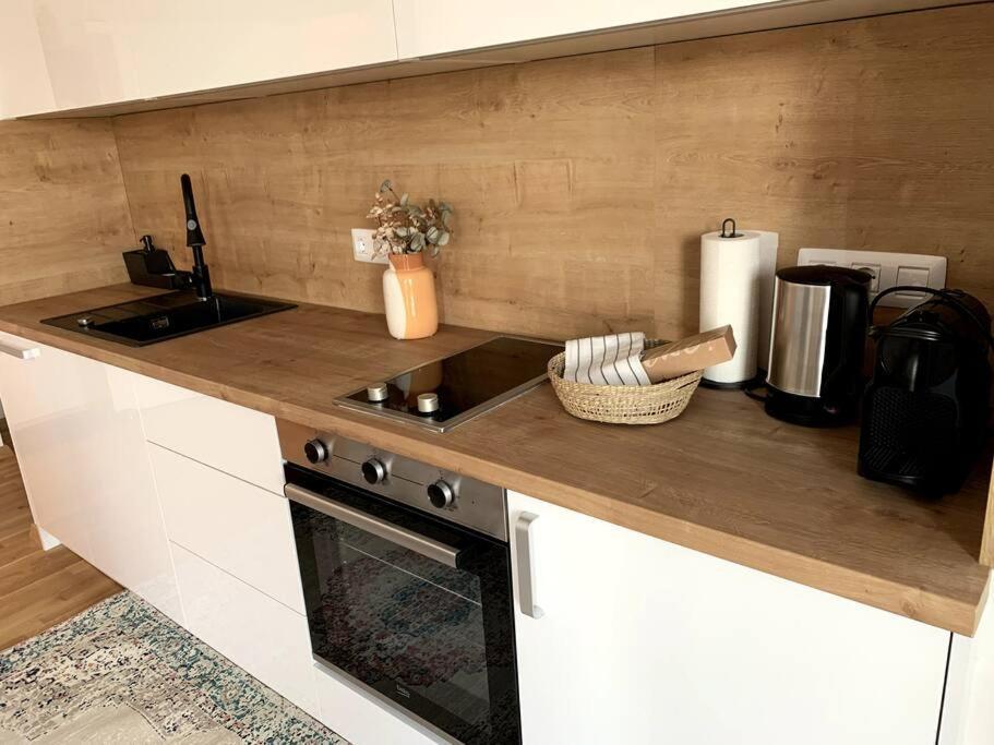 Deluxe Suites Anna Vodice Extérieur photo
